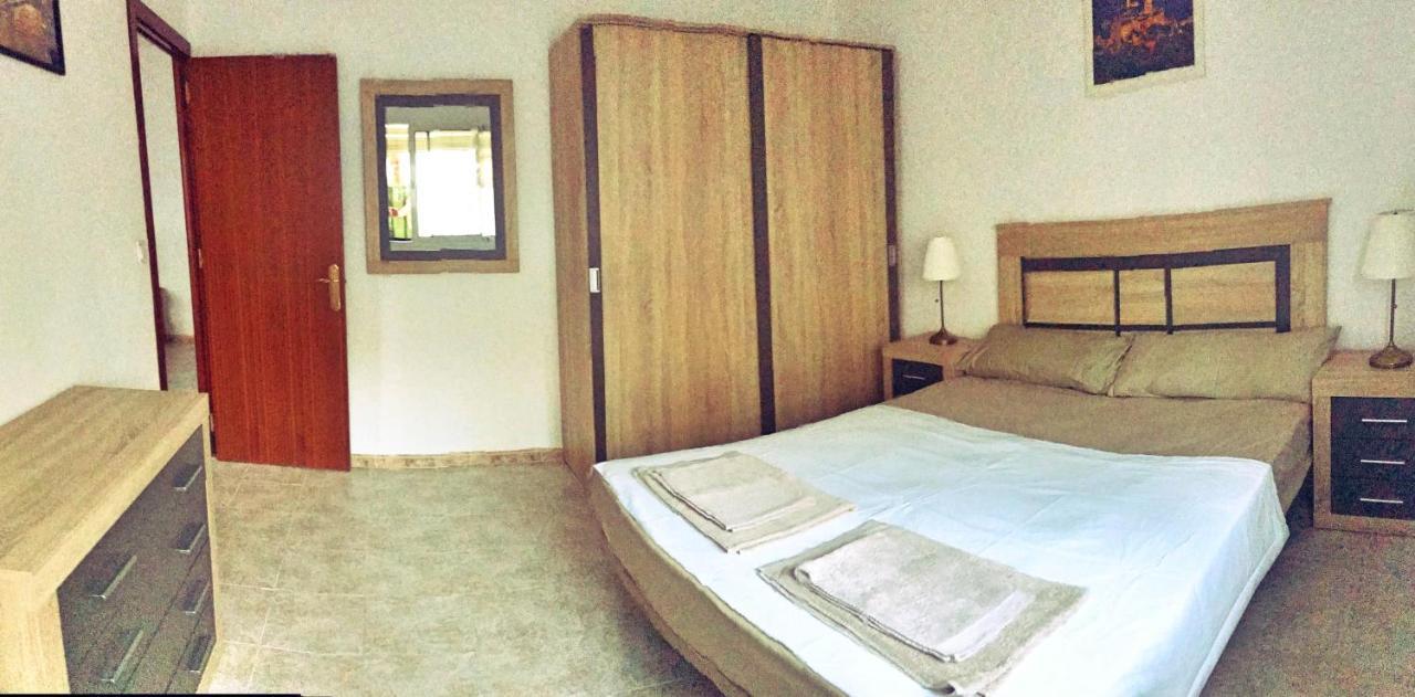Town House With Patio In Quiet Residential Area 10 Min From Beach Torremolinos Kültér fotó