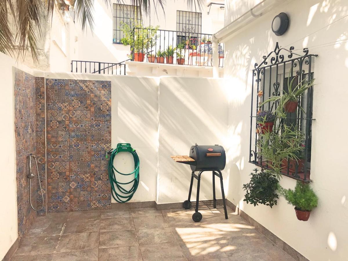 Town House With Patio In Quiet Residential Area 10 Min From Beach Torremolinos Kültér fotó