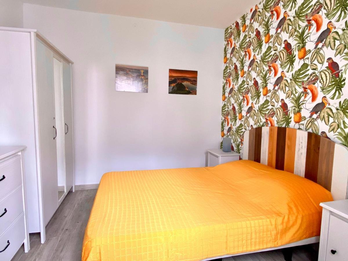 Town House With Patio In Quiet Residential Area 10 Min From Beach Torremolinos Kültér fotó